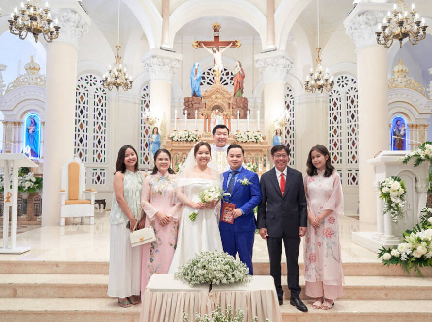 Suit xanh 3 mảnh cho anh Trung Hiếu